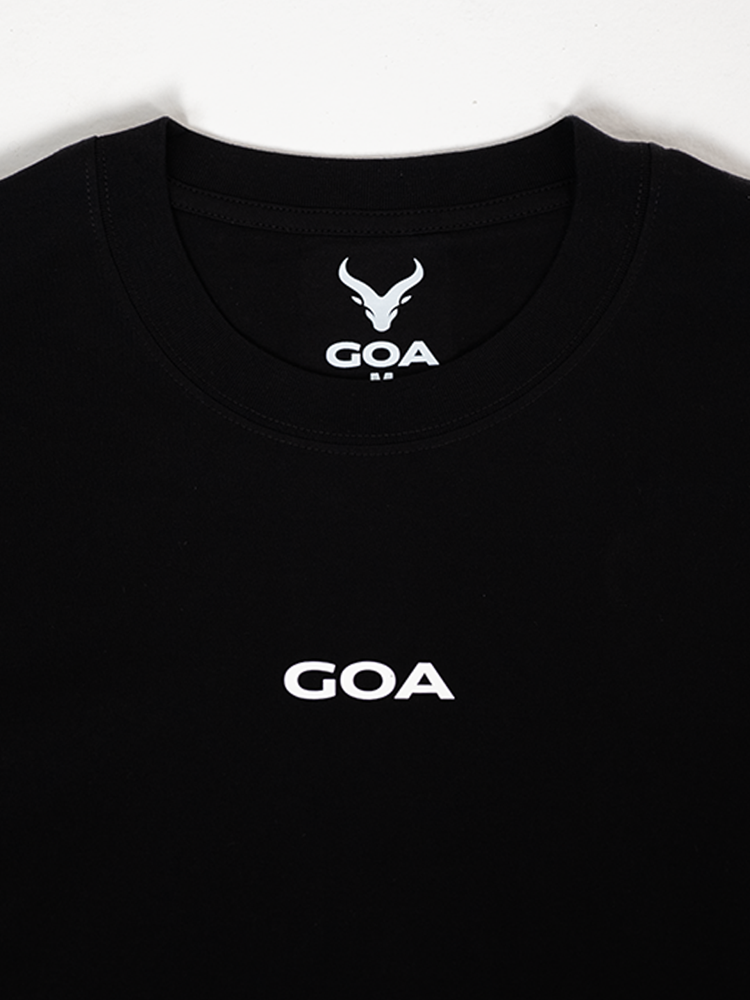 ESSENTIAL TEE