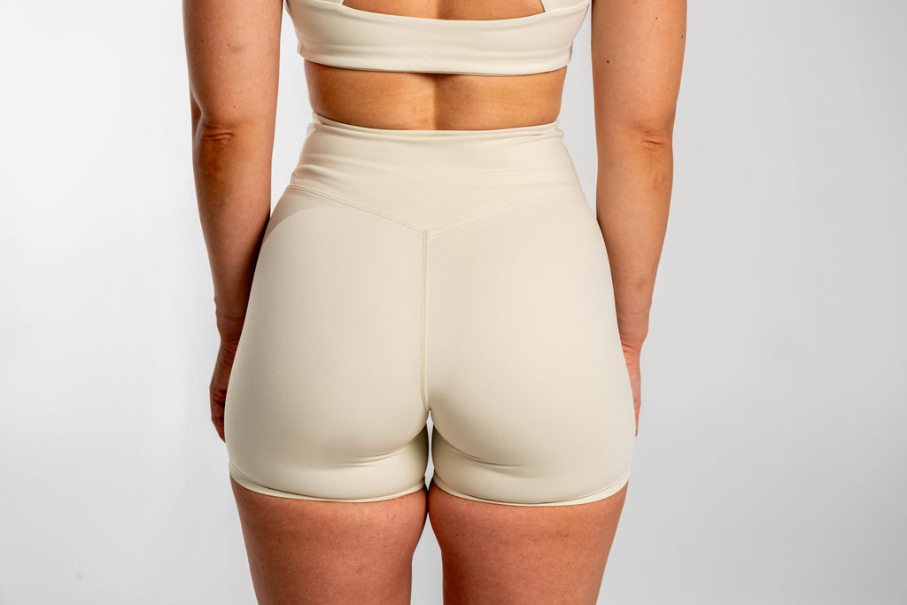 NOVA SHORT